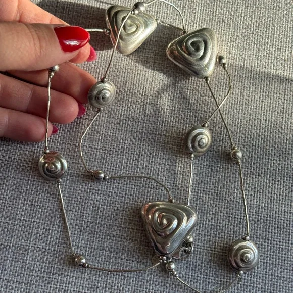 Elegant Vintage Sterling Silver Swirl Necklace